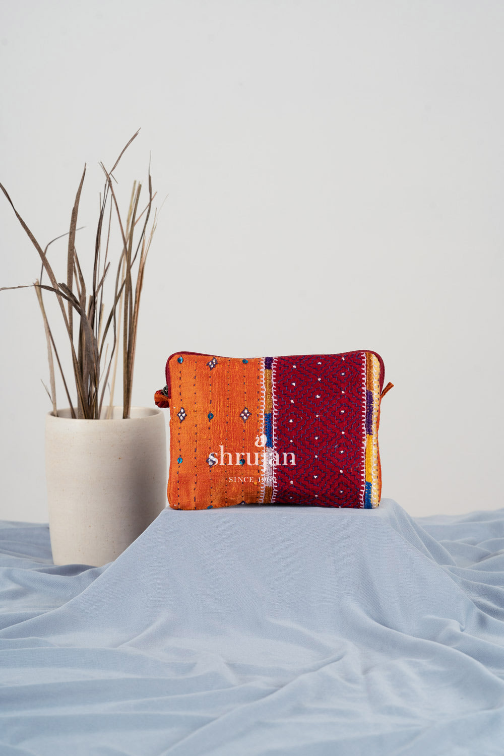 Kambiro & Kuditebha Clutch