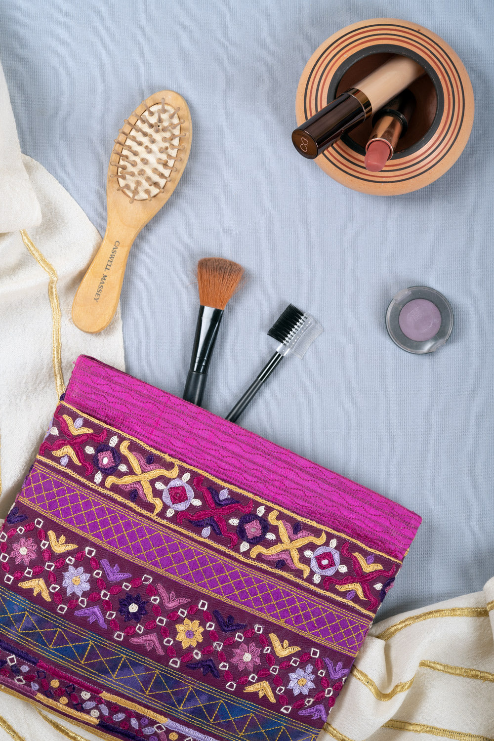 Silk Hand Embroidered Pakko Clutch
