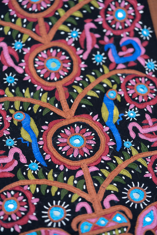 Hand Embroiderd Wall Hanging - silk
