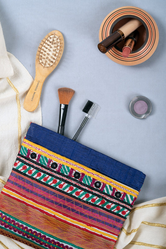 Silk Pakko Clutch
